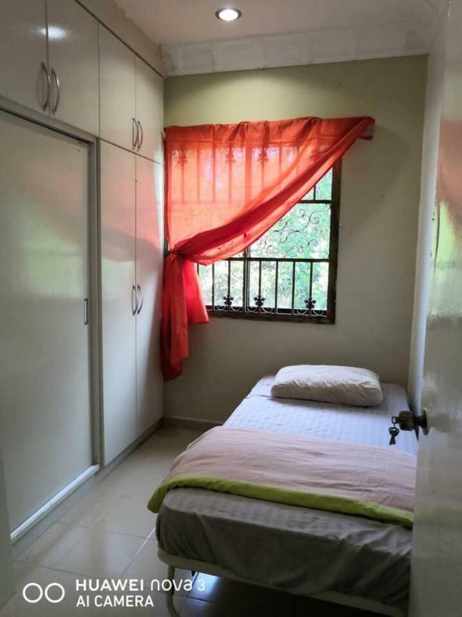 Ibu Home-To-Stay Pasir Gudang Eksteriør bilde